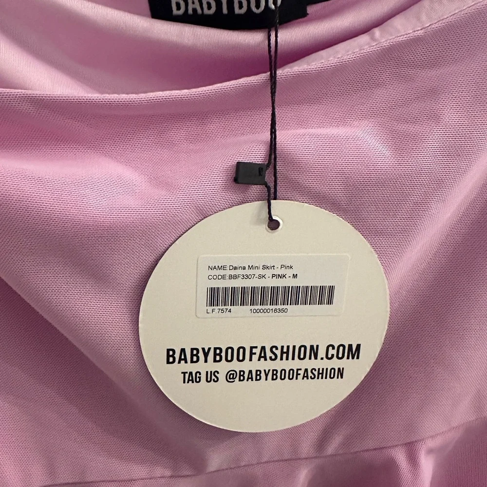 One-Shoulder Pink Ruffle Mini Set with Floral Accent - Picture 9 of 10